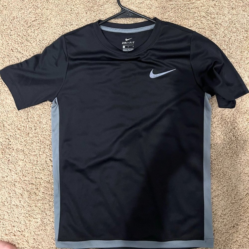 NWOT Nike Dri-Fit shirt - black w/ Grey sides,   size L - boys